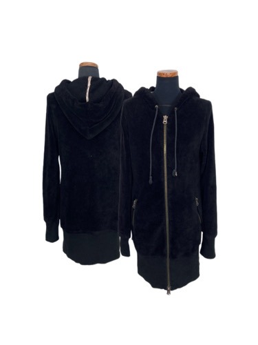 black fleece long hood zip-up