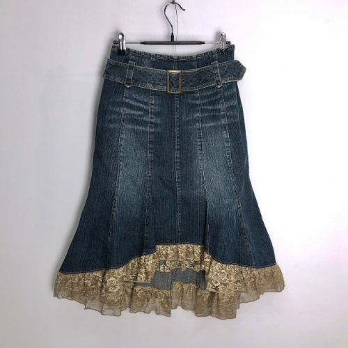 Lace detailed unbalance denim skirt