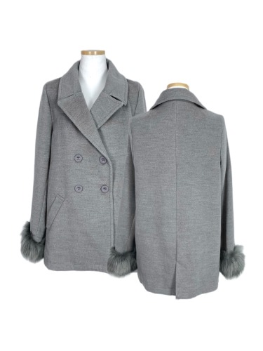 Gray fur detailed coat