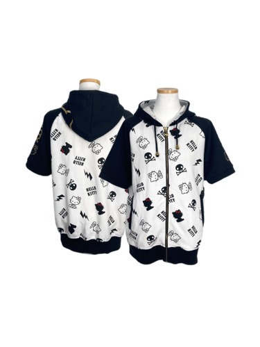 HELLO KITTY patterned short hoodie