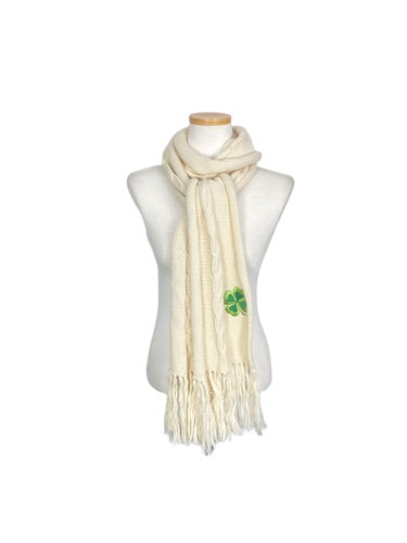 clover embroidery cable knit muffler