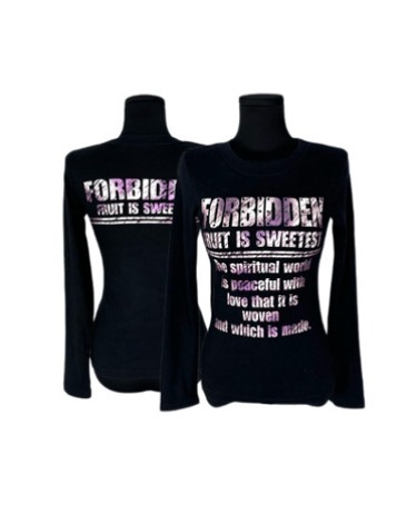 violet cubic grunge lettering t-shirt